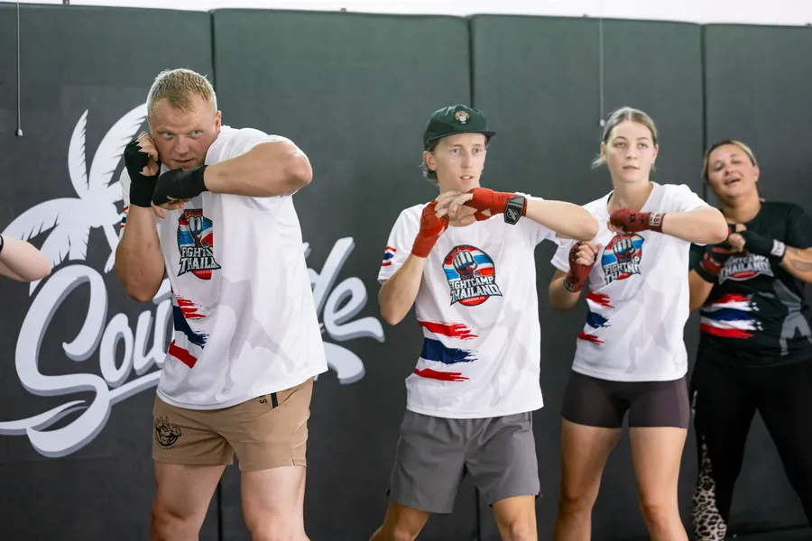 fightcamp — 08 JSP 4060