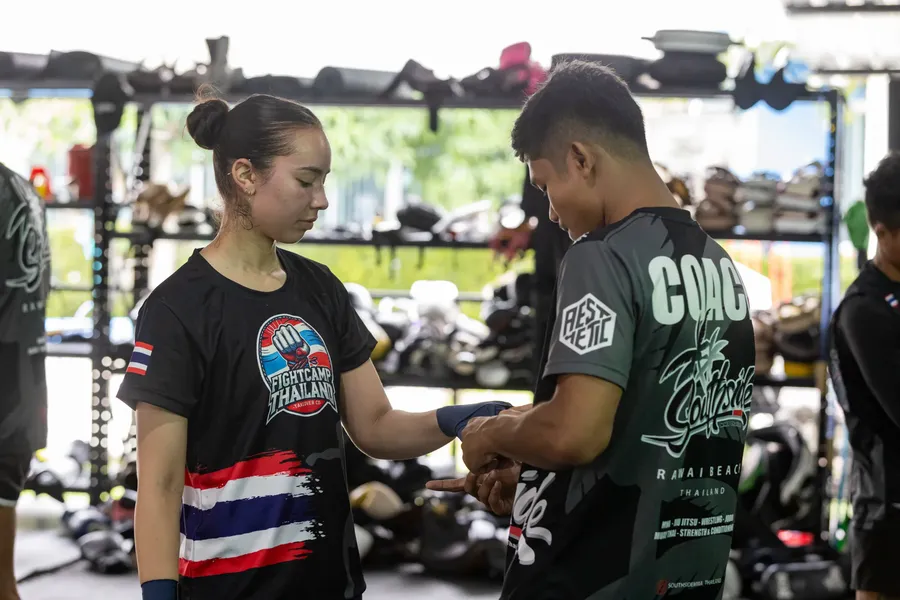 fightcamp — 05 JSP 4009
